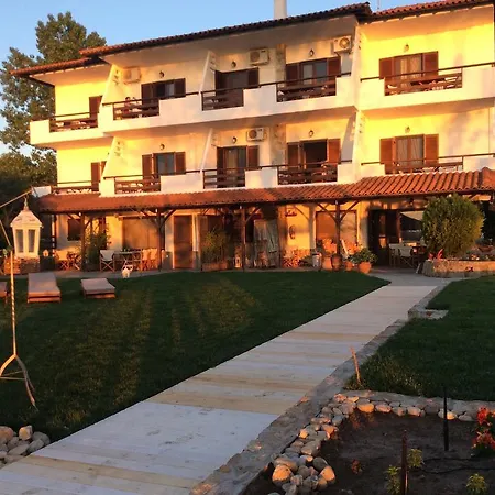 Christaras Apartment Vourvourou