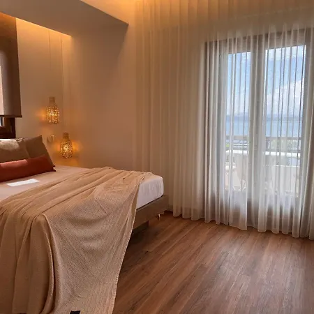 Christaras Apartament *