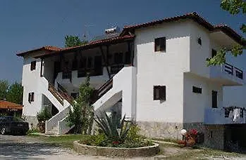 Apartment Christaras *