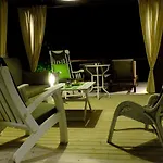 Christaras Apartment