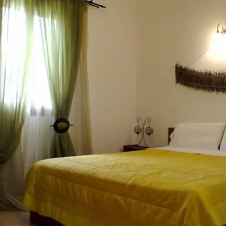 Christaras Vourvourou